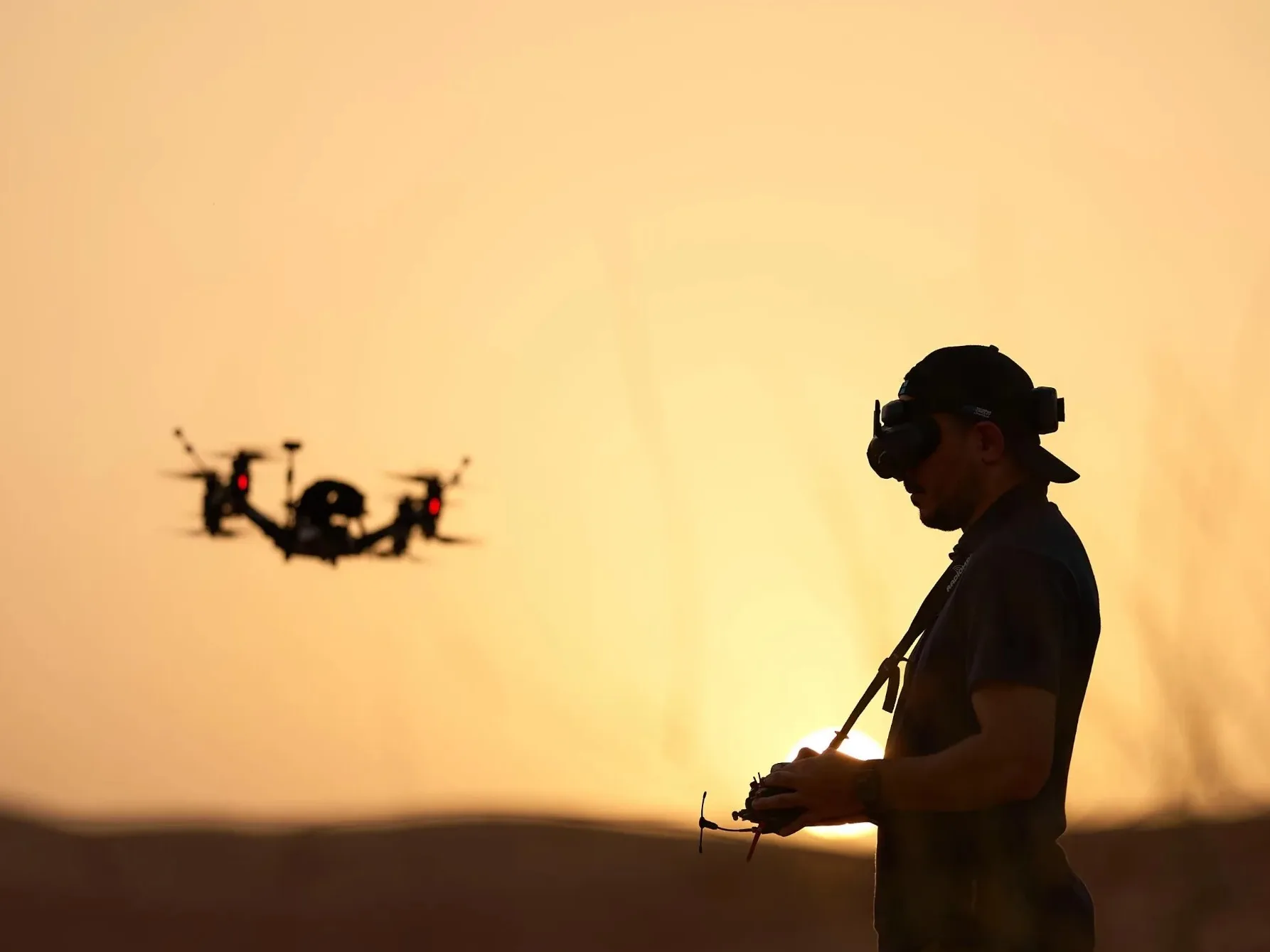 دليل تصوير الدرون FPV في دبي للمنتجين