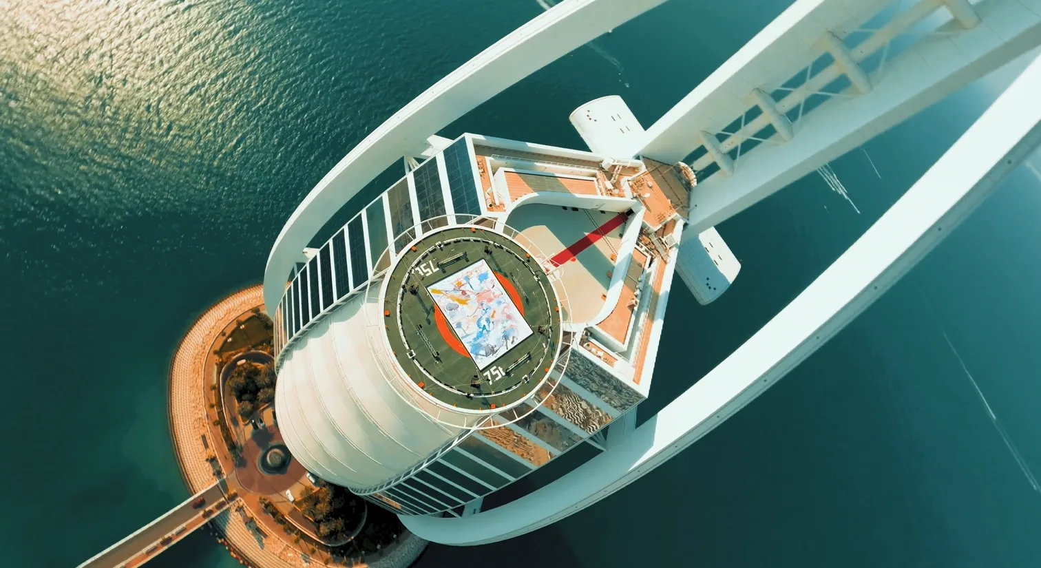 Sacha Jafri Live Painting on top of Burj Al Arab helipad