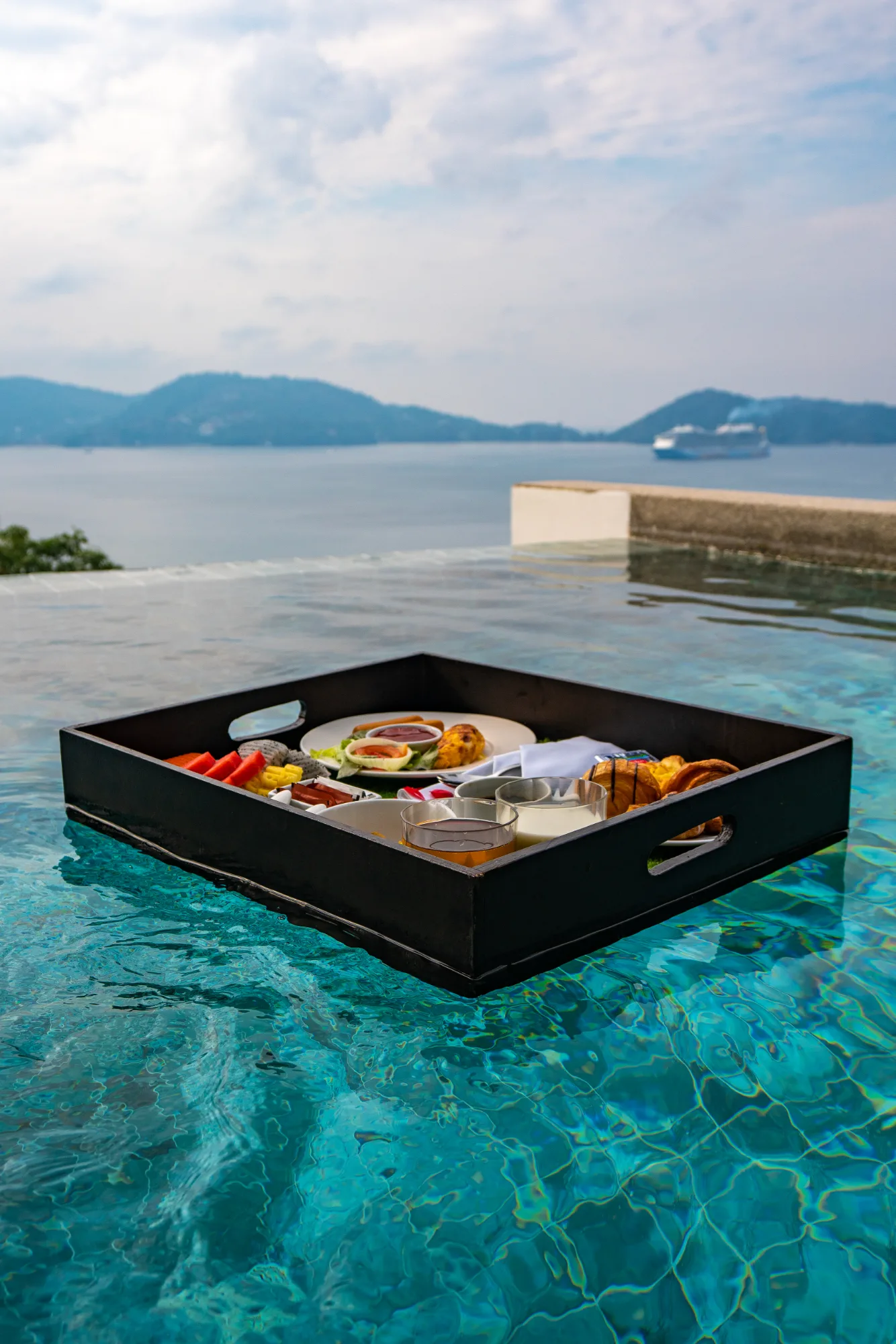 Wyndham Grand Kalim Bay