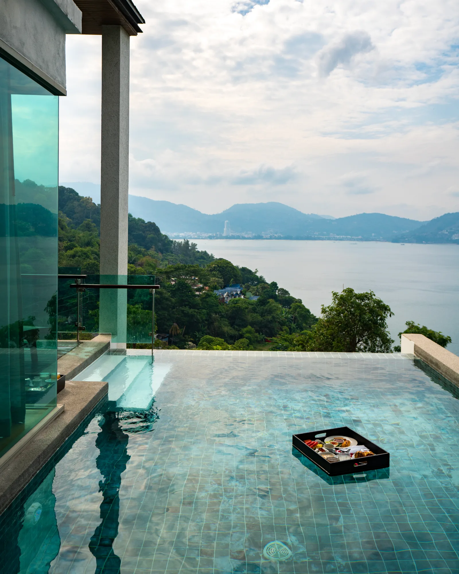 Wyndham Grand Kalim Bay